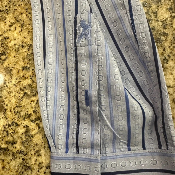 Bugatchi Men Shaped Fit XL- LS Dress Shirt in Blue Pattern - Picture 8 of 12